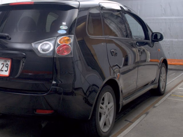 MITSUBISHI COLT PLUS