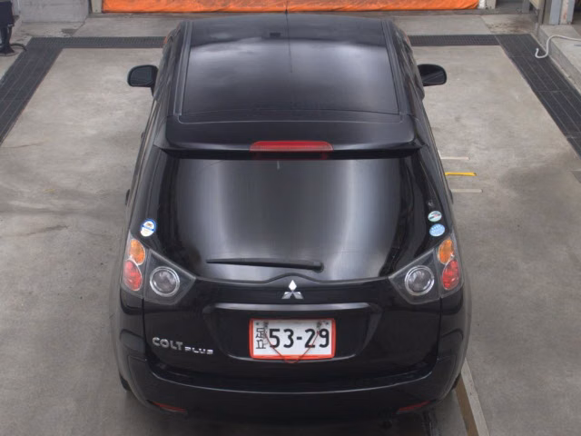 MITSUBISHI COLT PLUS