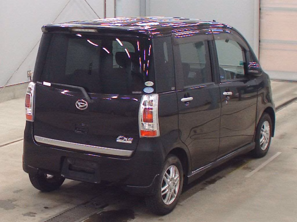 DAIHATSU TANTO EXE