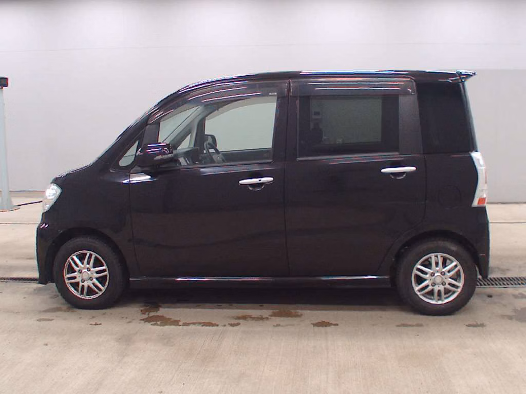 DAIHATSU TANTO EXE