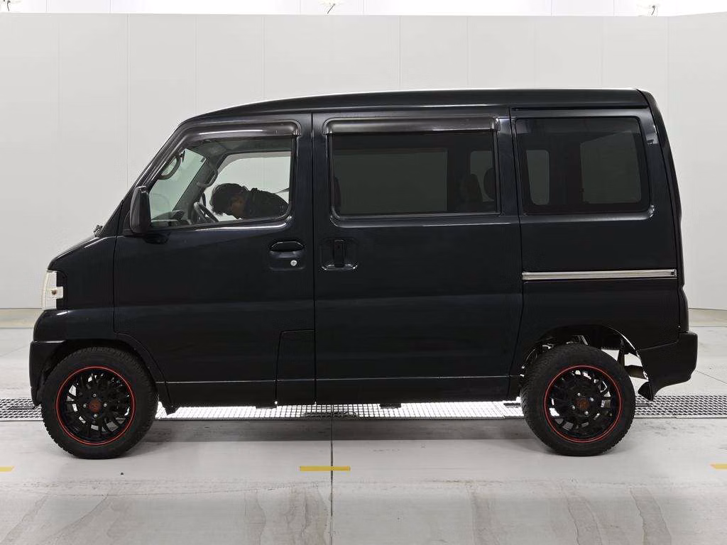 NISSAN CLIPPER