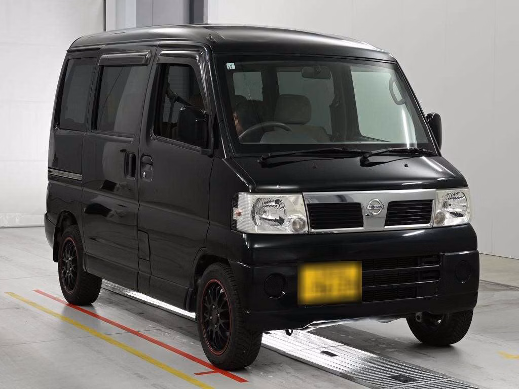 NISSAN CLIPPER