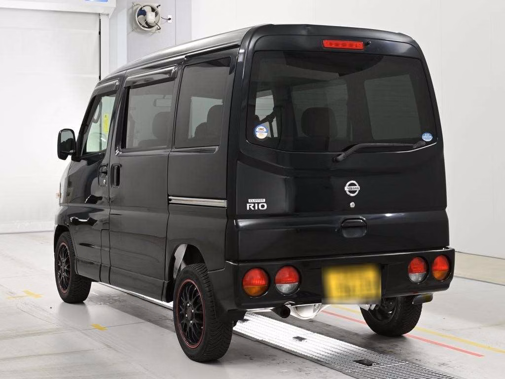 NISSAN CLIPPER