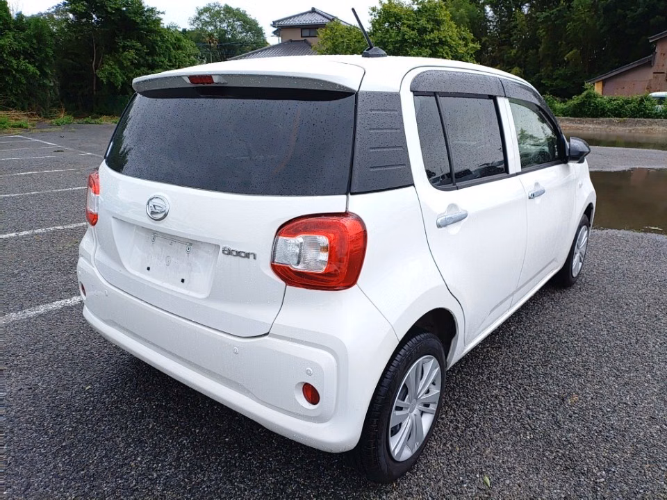 DAIHATSU BOON