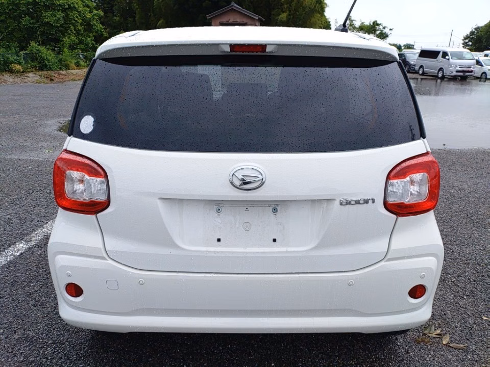DAIHATSU BOON