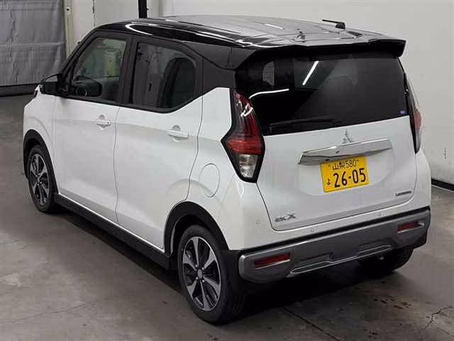 MITSUBISHI EK X