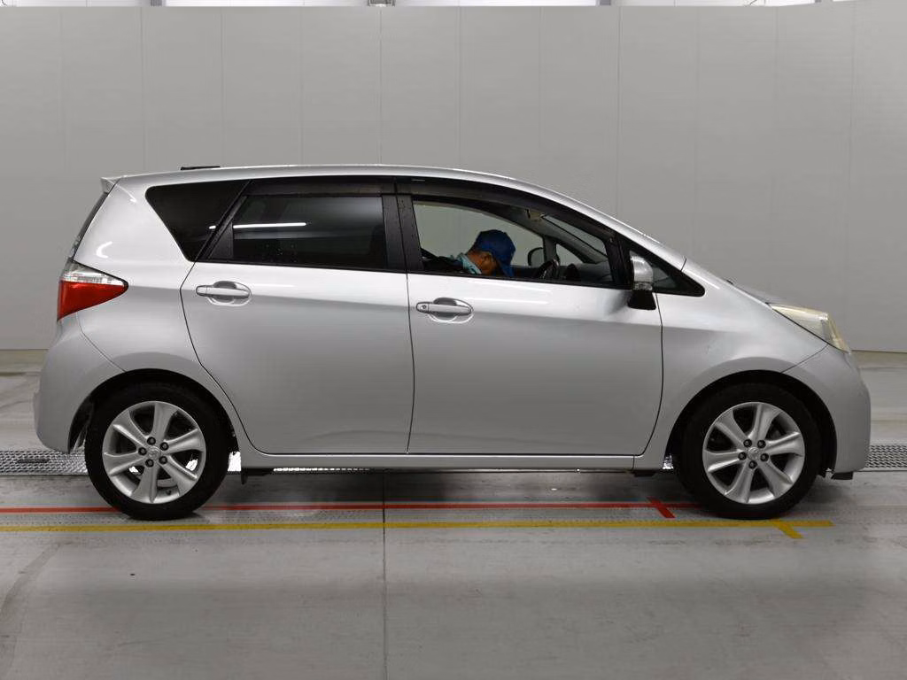 TOYOTA RACTIS