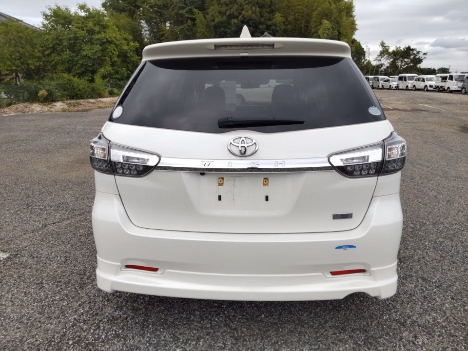 TOYOTA WISH