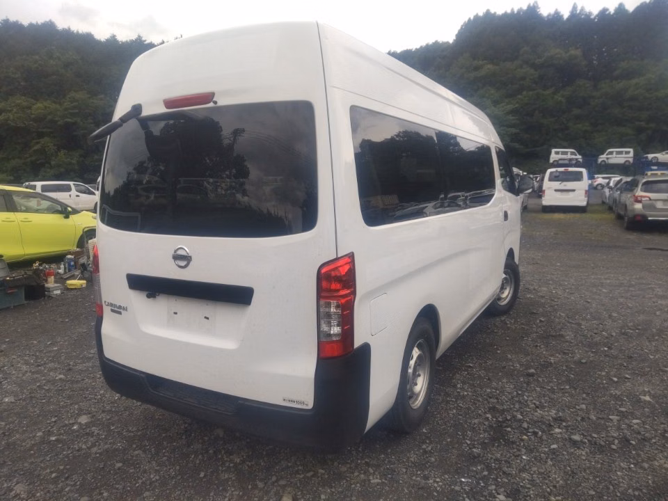 NISSAN NV350 CARAVAN