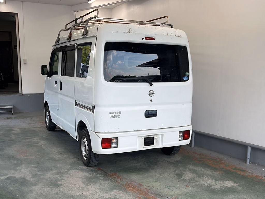 NISSAN NV100 CLIPPER