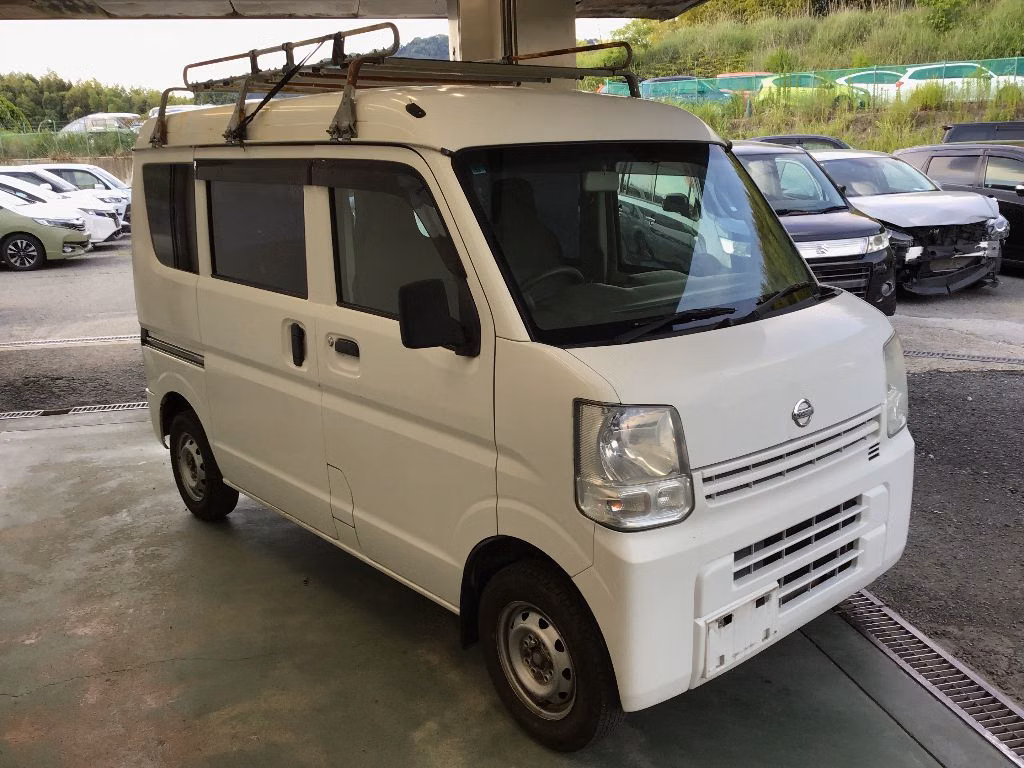 NISSAN NV100 CLIPPER