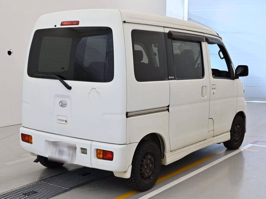 DAIHATSU ATRAI