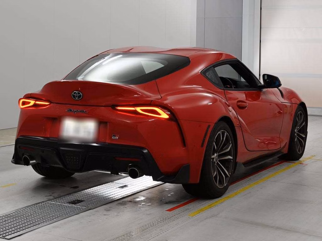 TOYOTA SUPRA