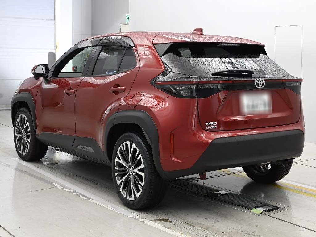 TOYOTA YARIS CROSS