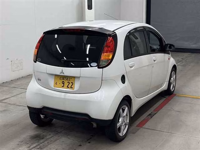 MITSUBISHI I