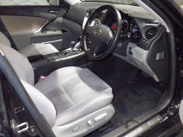 LEXUS IS250