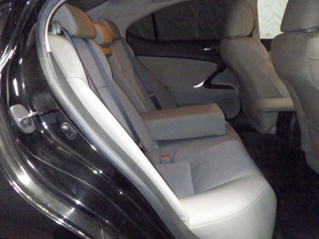 LEXUS IS250
