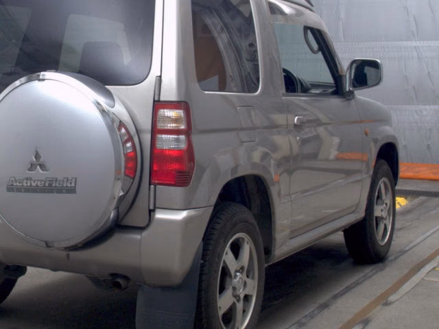 MITSUBISHI PAJERO MINI