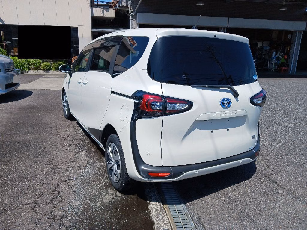 TOYOTA SIENTA