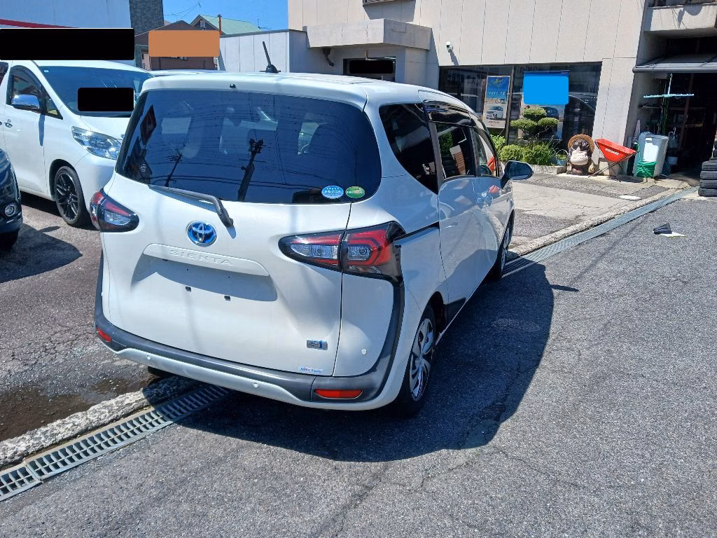 TOYOTA SIENTA