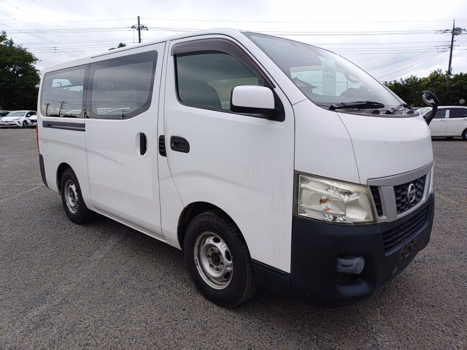 NISSAN NV350 CARAVAN