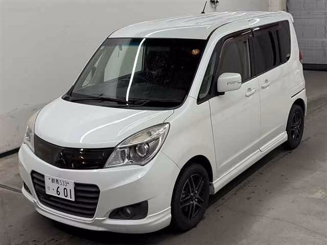 MITSUBISHI DELICA D:2