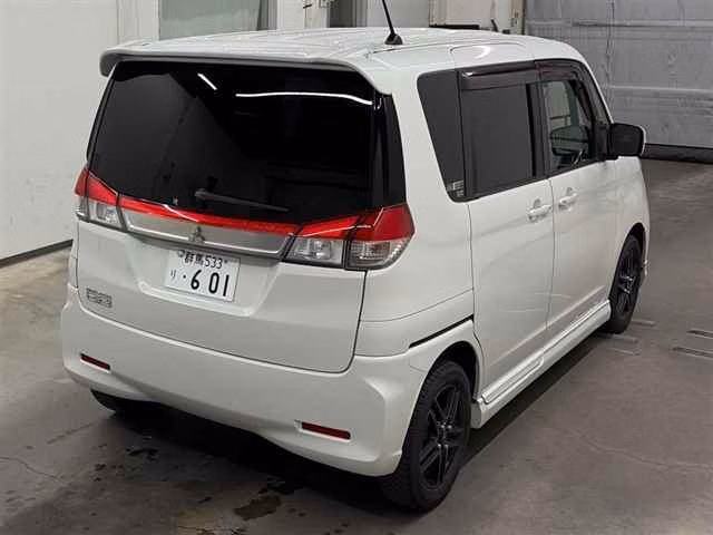 MITSUBISHI DELICA D:2