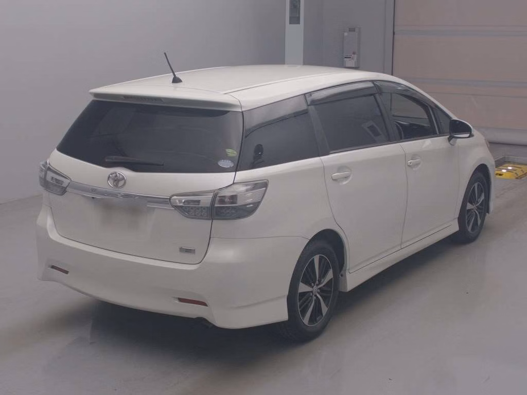TOYOTA WISH
