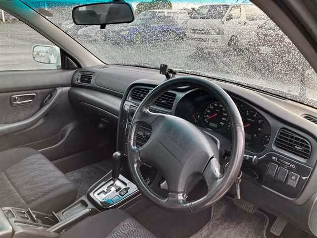 SUBARU LEGACY B4