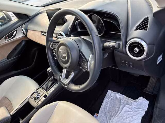 MAZDA CX-3
