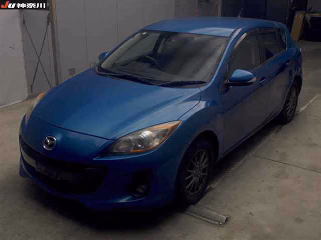 MAZDA AXELA