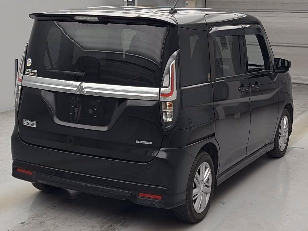 MITSUBISHI DELICA D:2