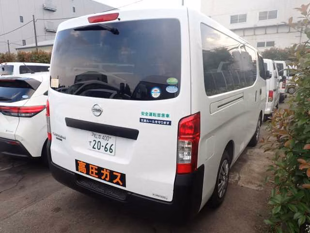 NISSAN NV350 CARAVAN