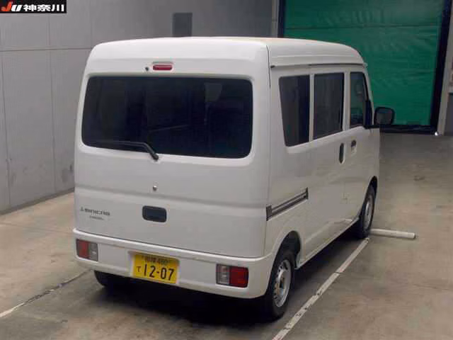 MITSUBISHI MINICAB