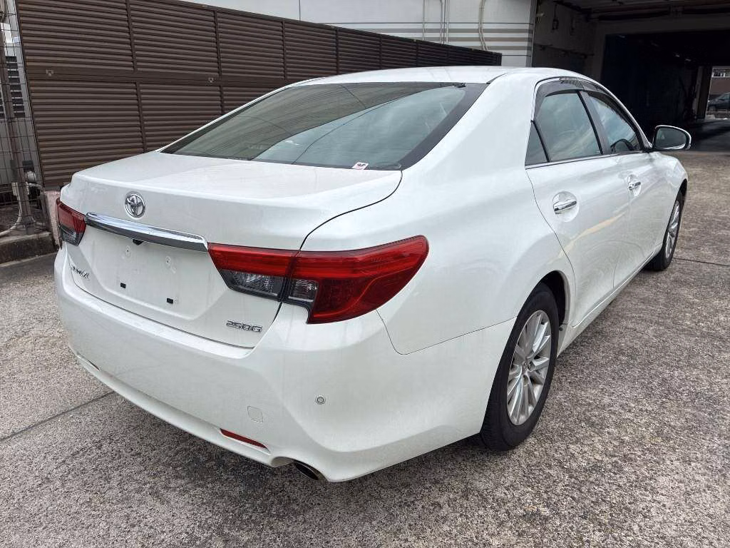 TOYOTA MARK X