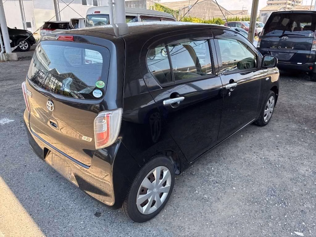 TOYOTA PIXIS EPOCH