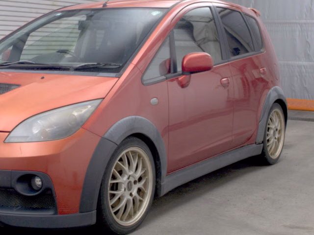 MITSUBISHI COLT