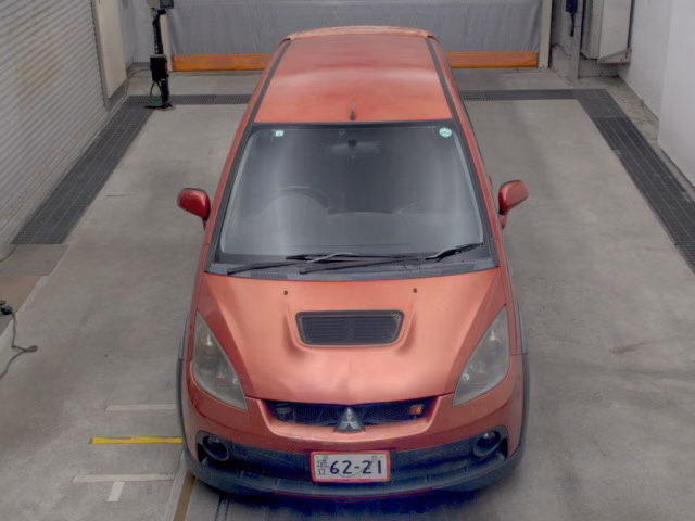 MITSUBISHI COLT
