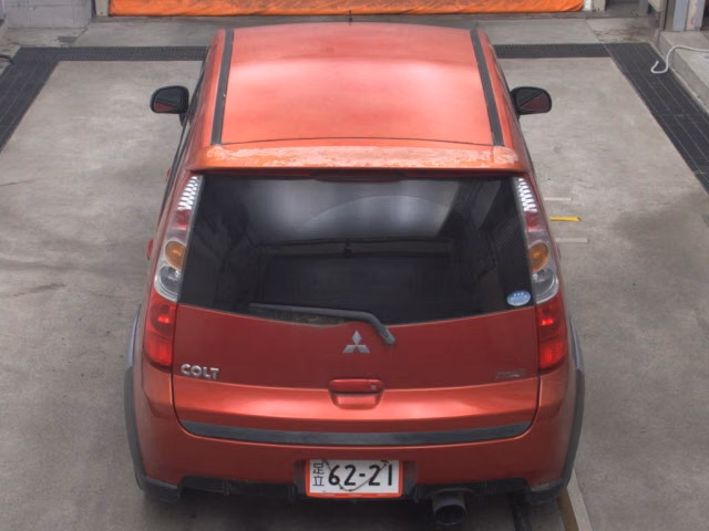 MITSUBISHI COLT