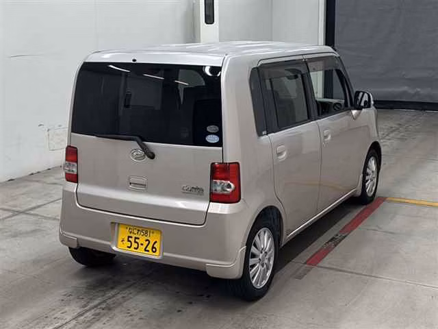 DAIHATSU MOVE CONTE