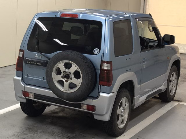 MITSUBISHI PAJERO MINI