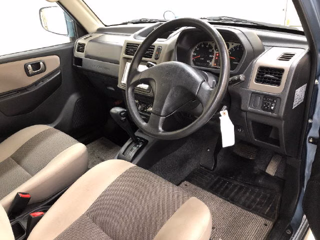 MITSUBISHI PAJERO MINI