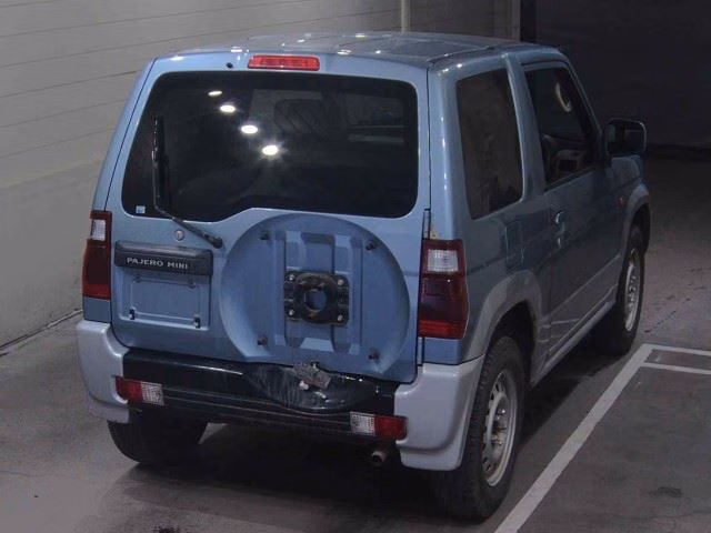 MITSUBISHI PAJERO MINI