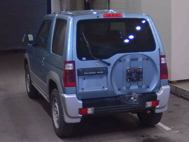 MITSUBISHI PAJERO MINI