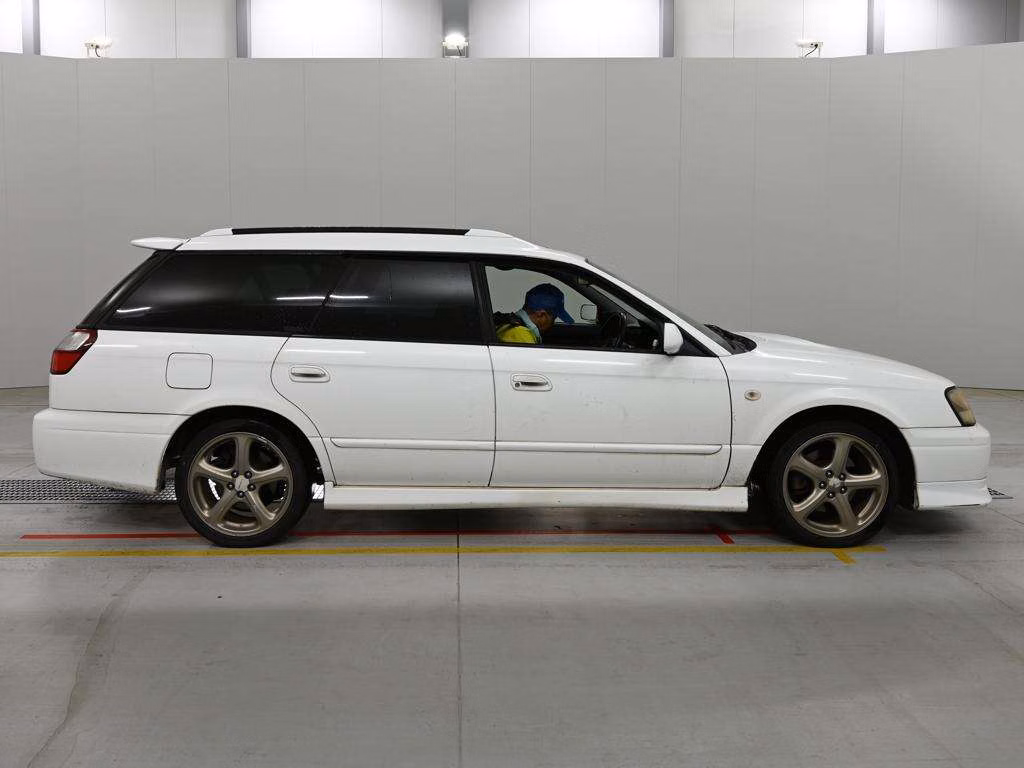 SUBARU LEGACY