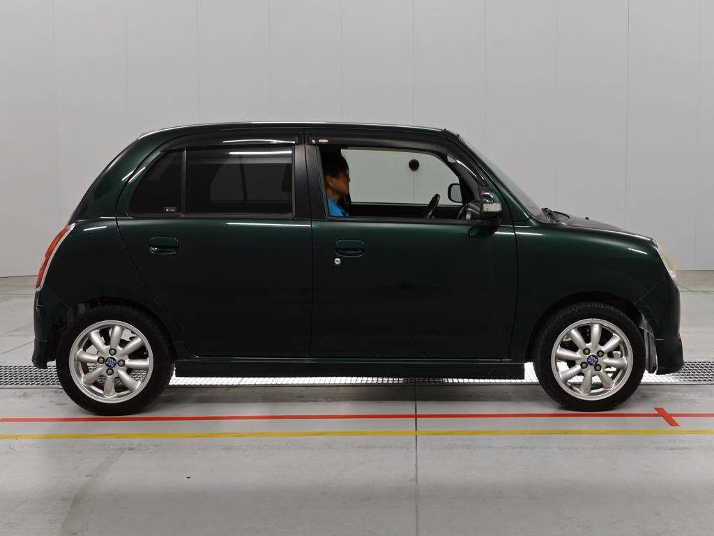 DAIHATSU MIRA GINO