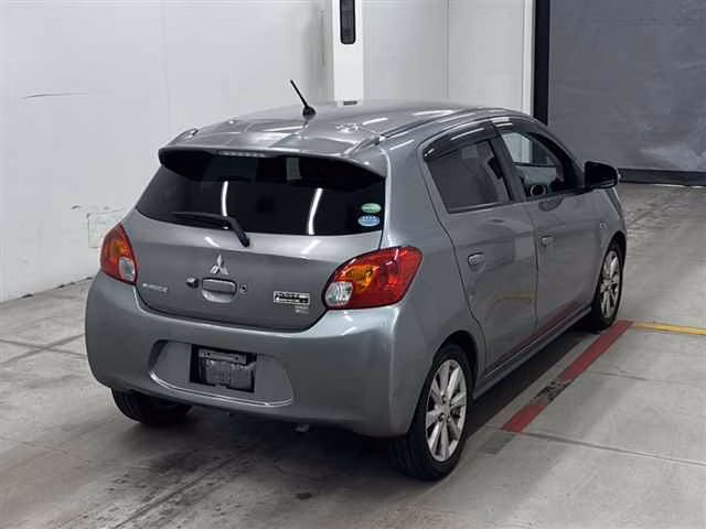 MITSUBISHI MIRAGE