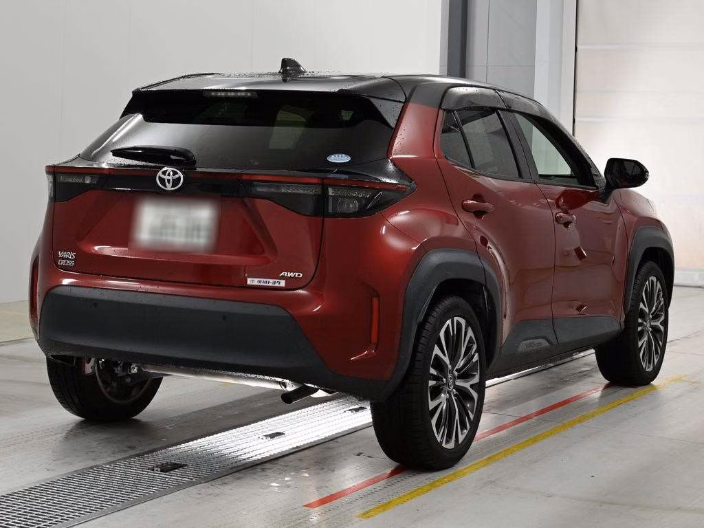 TOYOTA YARIS CROSS