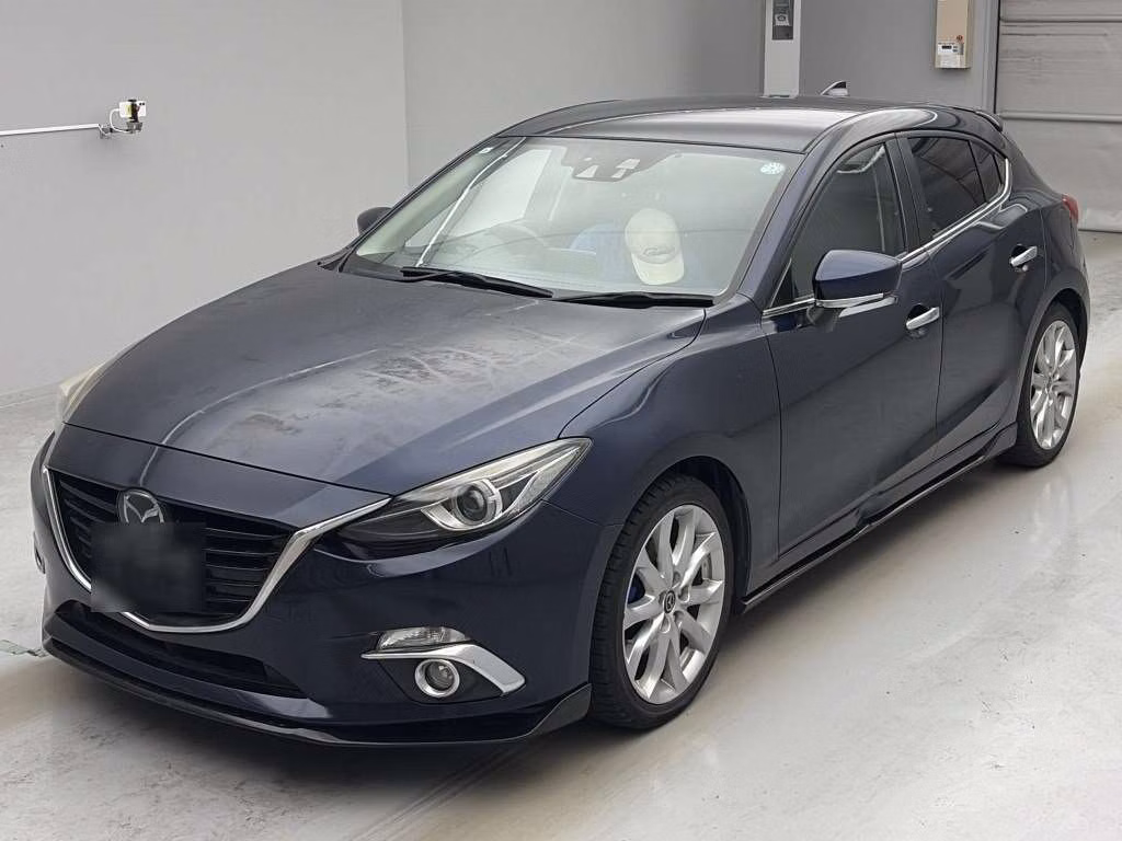 MAZDA AXELA