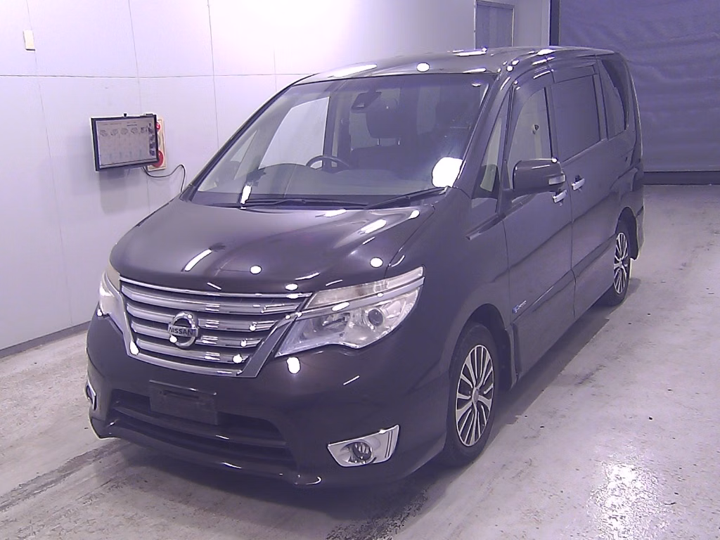 NISSAN SERENA